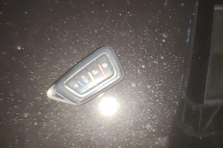 Used Wey VV7 2017 2.0T Flagship Model
