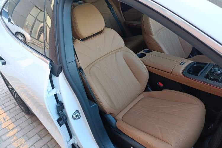 Used Geely Galaxy Galaxy 8 2025 130km EM-i Deluxe Edition