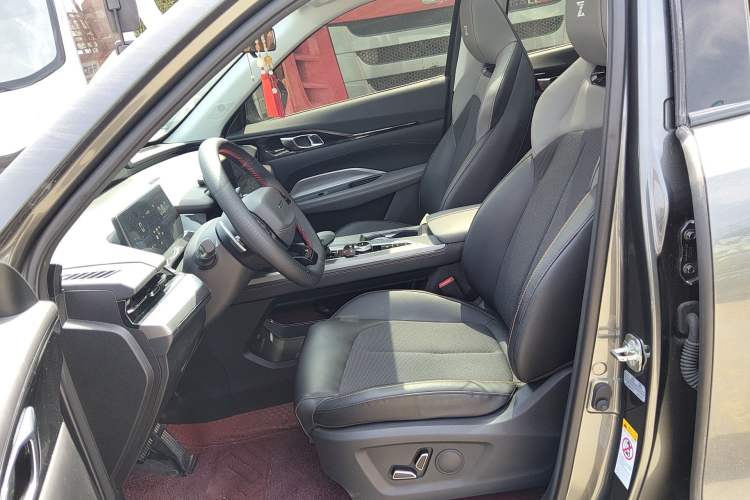 Used CHANGAN OSHAN Z6 2023 Blue Whale 1.5T DCT Luxury Model Left Front Seat