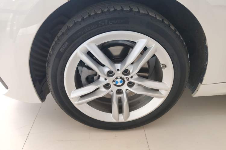 Used BMW 1 Series 2021 120i M Sport Night Edition Left Front Wheel Hub