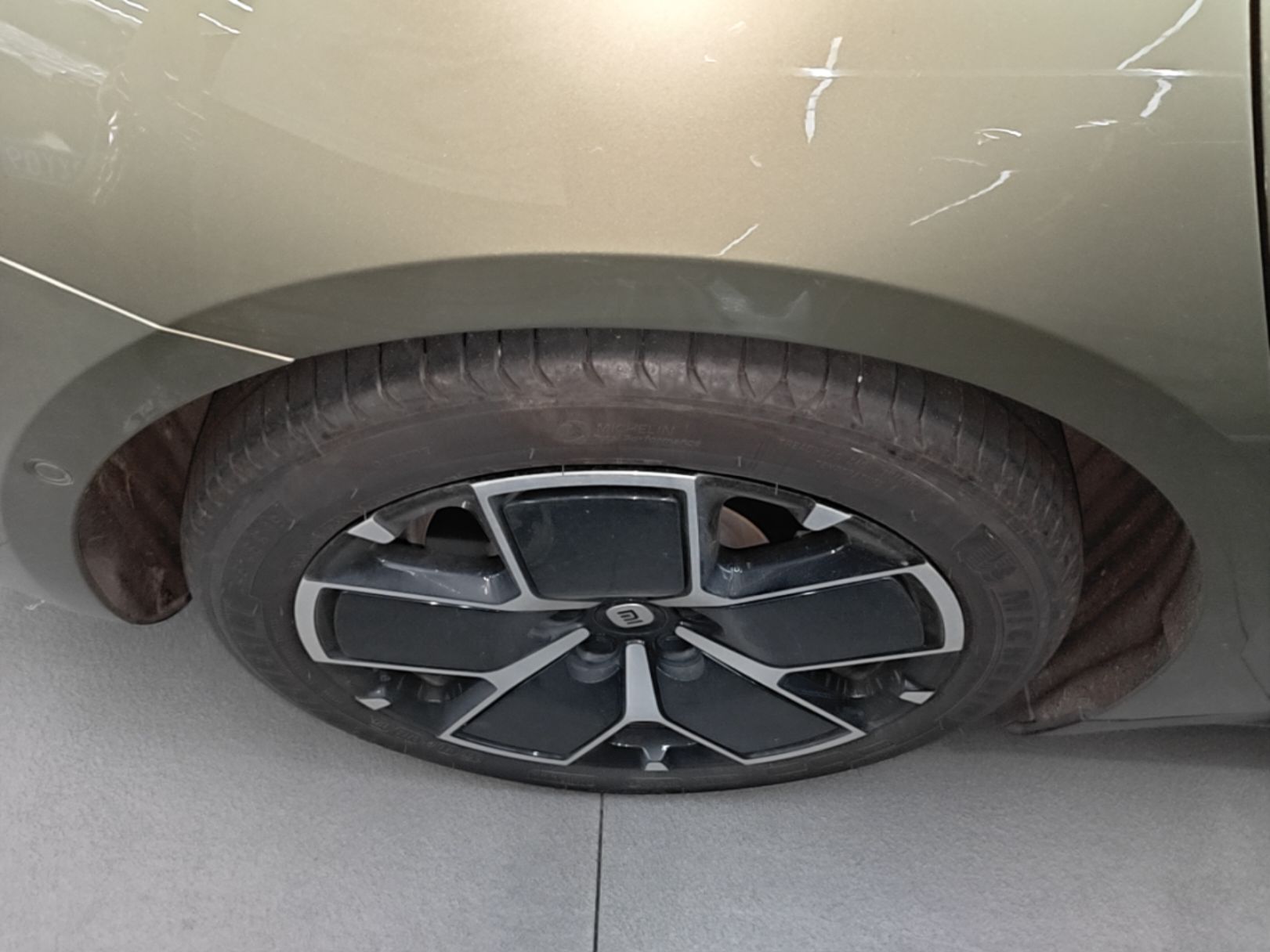 Xiaomi Auto SU7 2024 Rear-Drive Ultra-Long Range Advanced Pro-Level Intelligent Driving Version — снимка 11