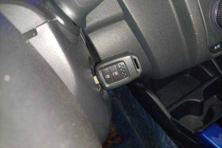 Used Honda Fit 2016 1.5L LXS CVT Comfort Sunroof Version Vehicle Key