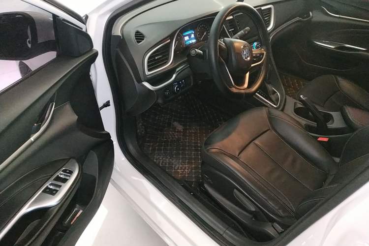 Used Buick GT 2015 15N Automatic Deluxe Edition