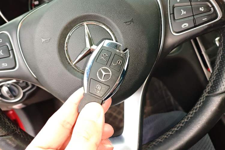 Used Mercedes-Benz C-Class 2017 Facelift C 200 L Sport Edition