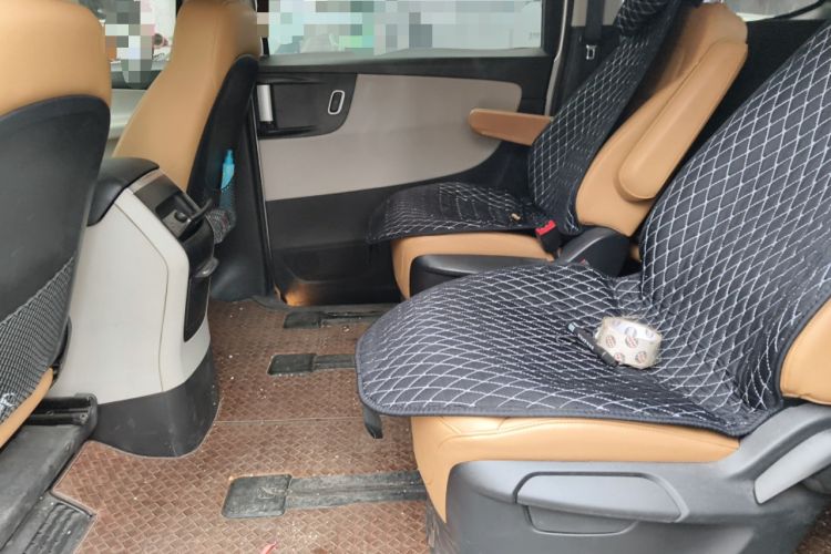 Used Huasong 7 2017 2.0T Automatic Standard Edition