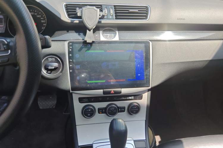 Used Volkswagen Magotan 2016 2.0 TSI Luxury Comfort Version
