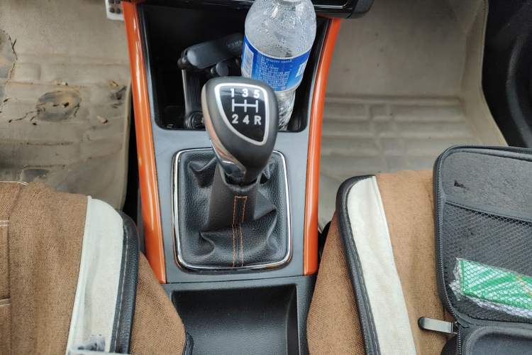 Used BAIC Senova X25 2015 1.5L manual Comfort trim level
