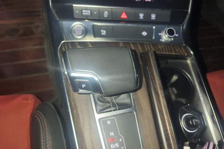 Used Audi A6L 2019 40 TFSI Luxury Dynamic Model
