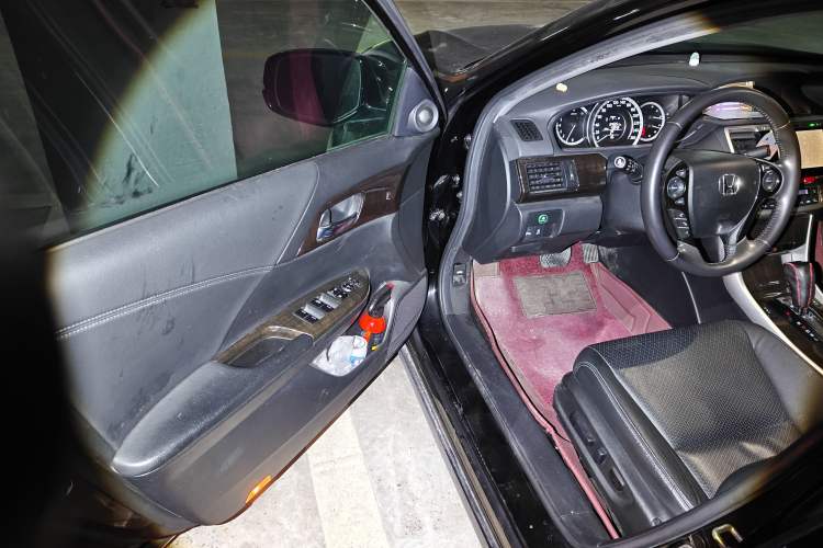 Used Honda Accord 2016 2.4L EX New Year Limited Edition Special Package
