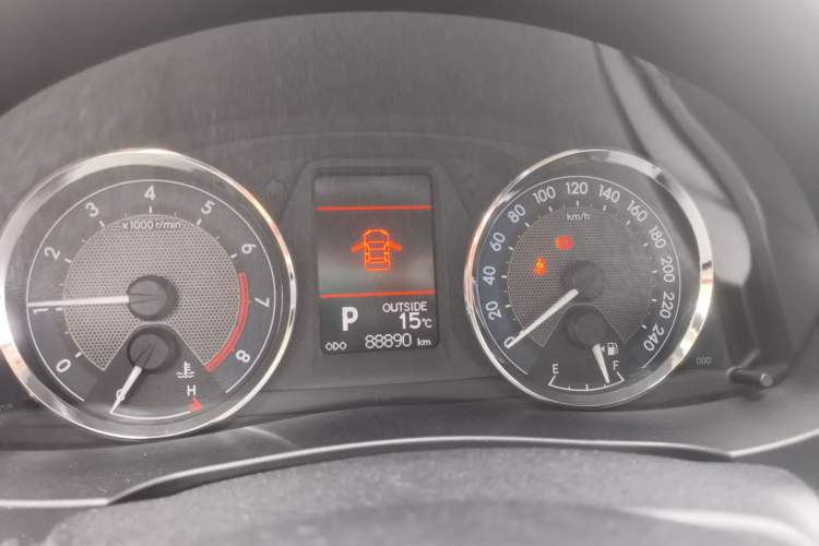 Used Toyota Corolla 2014 1.6L CVT GL-i Leather Edition Instrument Cluster