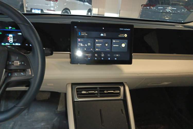 Used BYD Qin L 2024 DM-i 80KM Leading Model