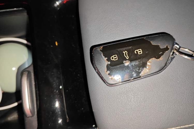 Used Volkswagen ID.6 CROZZ 2022 Long-Range Lite PRO Edition
