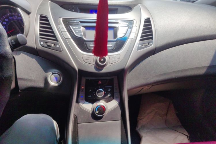 Used Hyundai Elantra (5th Generation / Langdong) 2015 1.6L Manual Leading Model
