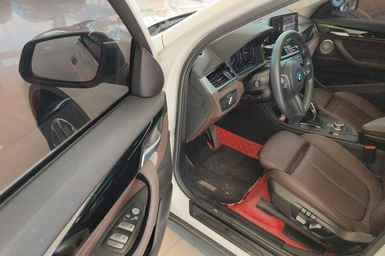 Used BMW X1 2021 sDrive25Li Leading Model
