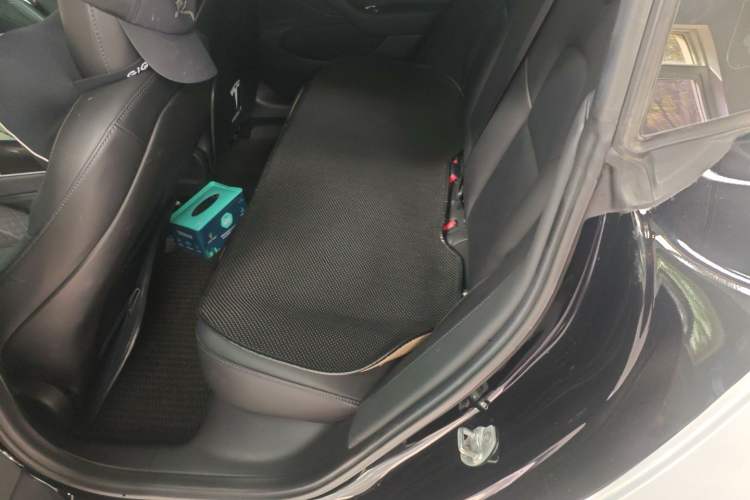 Used Tesla Model 3 2019 Long-Range Rear-Wheel-Drive Version