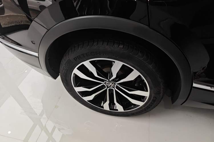 Used Volkswagen Tiguan L 2021 330TSI Automatic Two-Wheel Drive R-Line Enhanced Edition Right Rear Wheel Hub