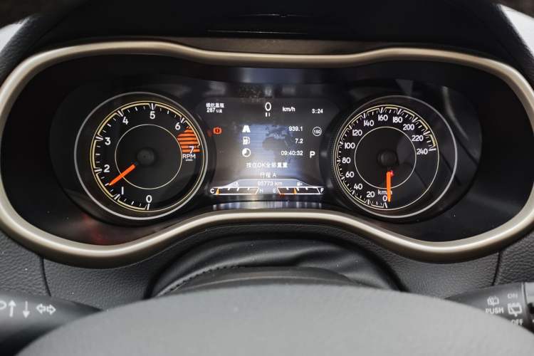 Used Jeep Cherokee 2017 2.4L Excellence Edition
