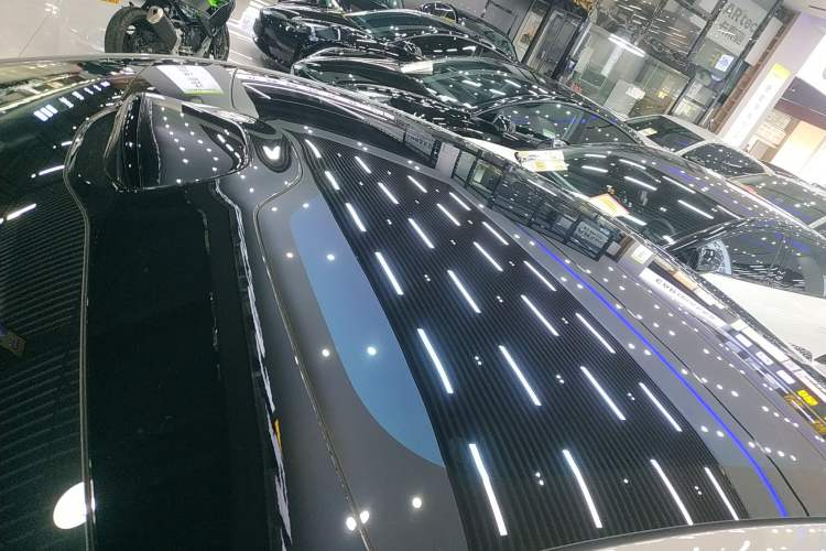 Used Xiaomi Auto SU7 2024 Four-Wheel Drive Ultra-Long Range Advanced Intelligent Driving Max Edition
