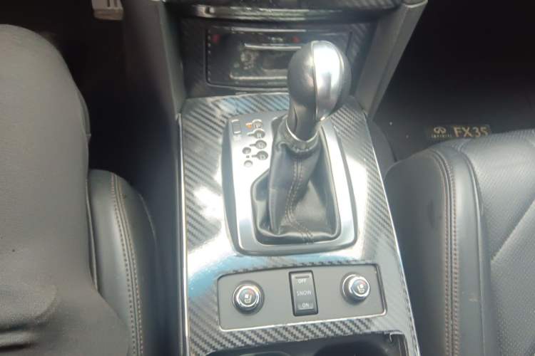 Used Infiniti FX 2011 FX35 Standard Edition Gear Lever