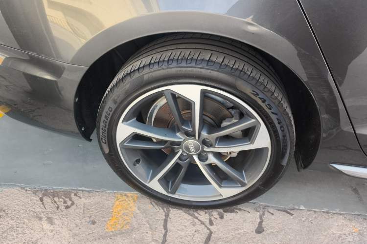 Used Audi A4L 2020 40 TFSI Fashion Dynamic Model Right Rear Wheel Hub