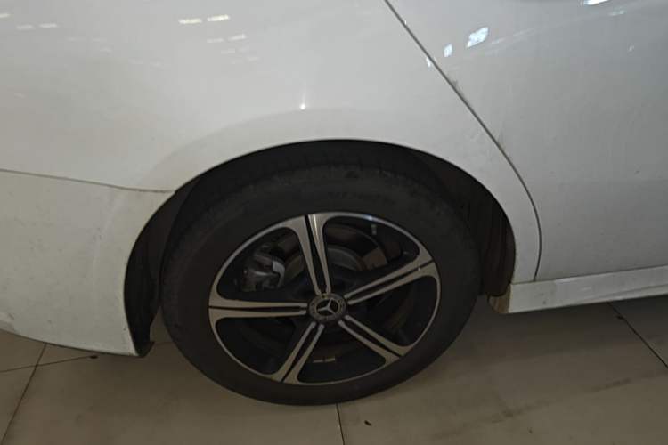 Used Mercedes-Benz A-Class 2022 Revised Version A 200 L Sport Sedan Fashionable Style