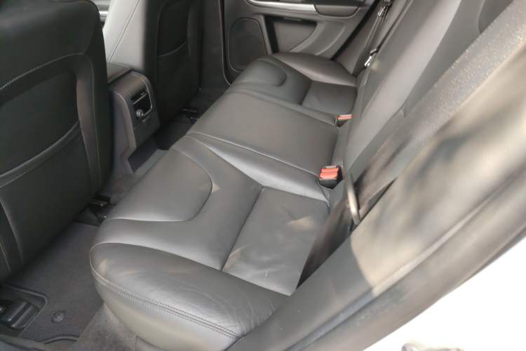 Used Volvo V60 2016 T5 Zhiyi Edition