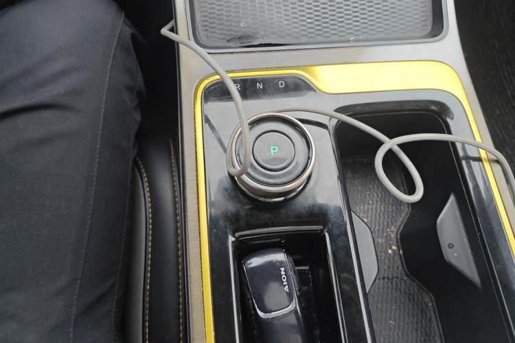 Used AION Y 2021 70 Intelligent Edition Gear Lever