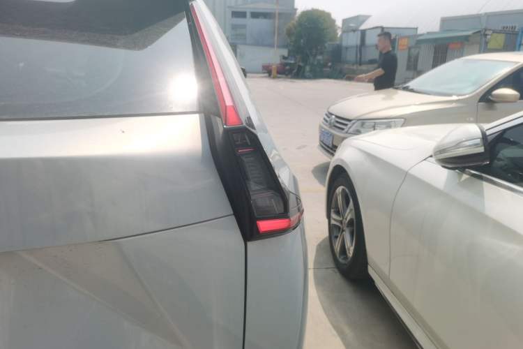 Used GAC Trumpchi EMKOO 2022 1.5T Supernova Edition Exterior 3