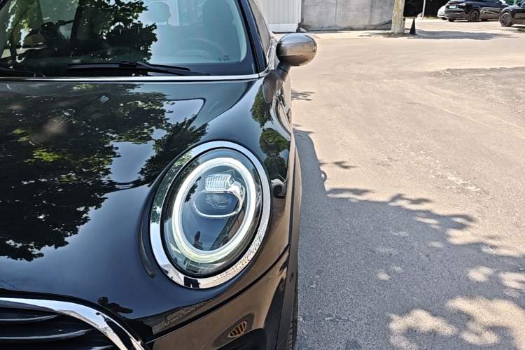 Used MINI 2021 1.5T COOPER Artist
