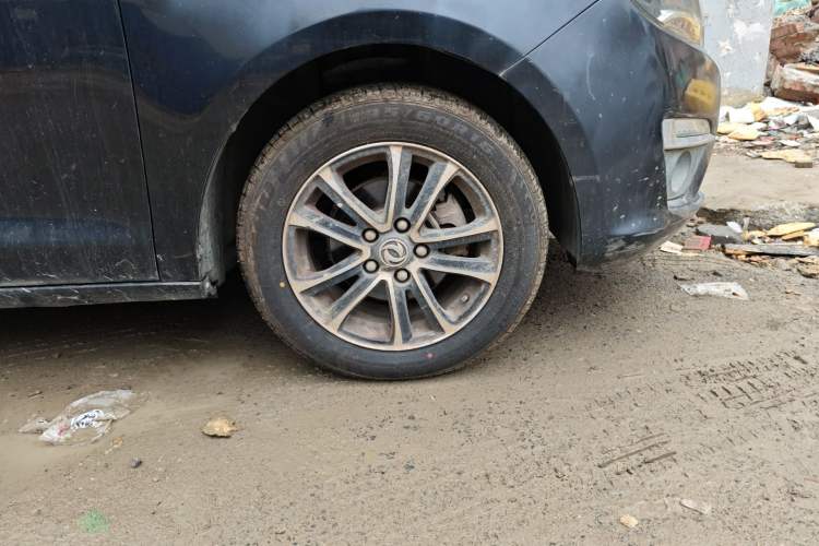 Used FORTHING S500 2016 1.5L Manual Luxury Model Right Front Wheel Hub