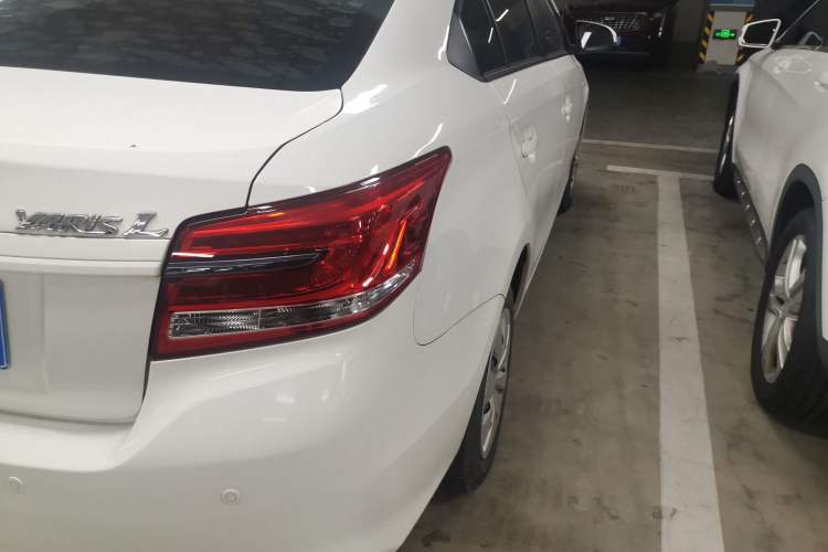 Used Toyota YARiS L Zhi Xiang 2021 1.5L CVT Leading Edition Right Rear Taillight