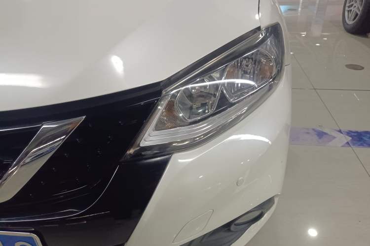 Used Nissan Tiida 2020 1.6L CVT Smart Drive Edition Left Front Headlight