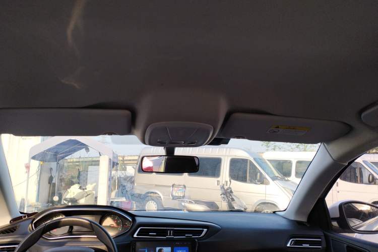 Used Peugeot 308 2018 1.6L Manual Fashion Edition
