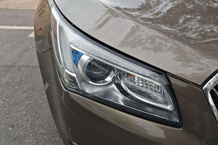 Used Buick LaCrosse 2013 2.4L SIDI Leading Comfort Version
