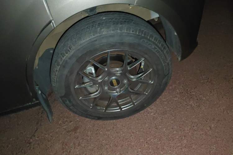 Used CHANGAN KUAYUE Xing V5  Right Front Wheel Hub