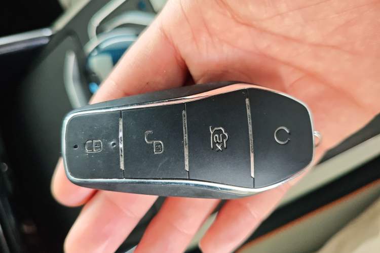 Used BYD Tang New Energy 2022 EV 730KM Luxury Model
