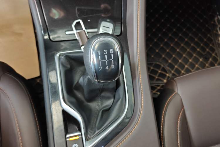 Used CHANGAN CS35PLUS 2019 1.6L Manual Cool Edition