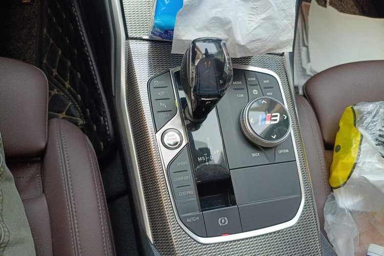Used BMW 3 Series 2020 325i M Sport Night Edition package Gear Lever