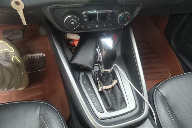 Used Ford Escort 2015 1.5L Automatic Fashion Model Gear Lever