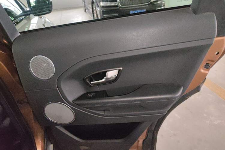 Used Land Rover Range Evoque 2015 2.0T 5-Door Luxury Edition