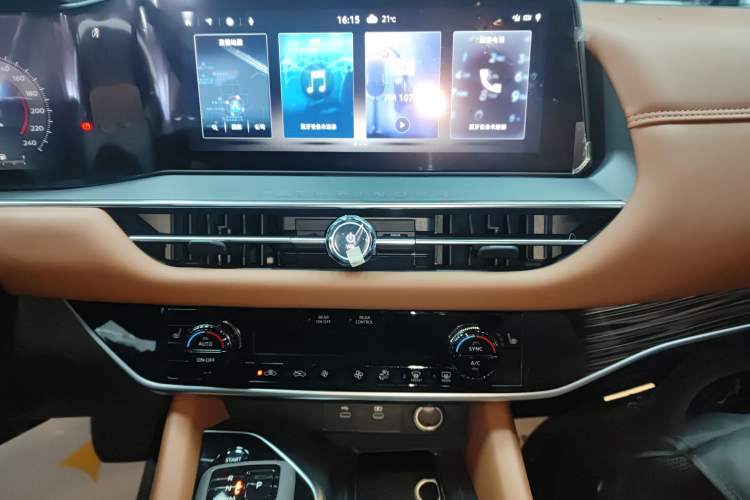 Used Nissan Pathfinder 2024 380 VC-TURBO Four-Wheel Drive Intelligent Driving Version 7 Seats