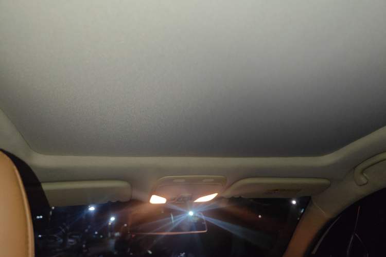 Used Soueast DX7 2015 1.5T Automatic Luxury Model
