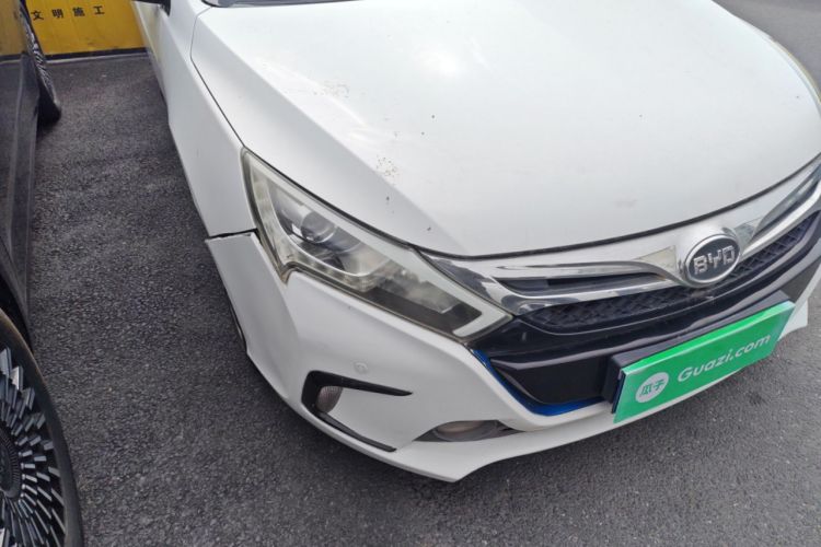 Used BYD Qin New Energy 2014 1.5T Cool Black Knight Flagship Model
