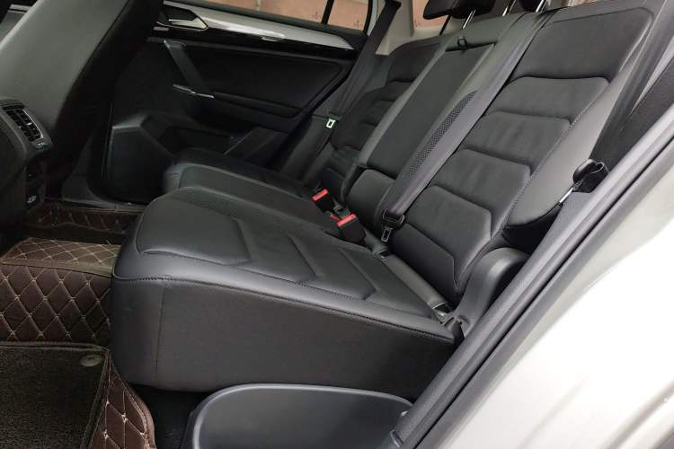 Used Volkswagen Tayron 2019 330TSI Two-Wheel Drive Luxury Model China VI Standard