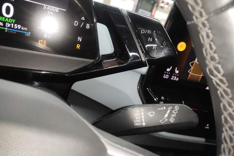 Used Volkswagen ID.4 X 2022 Pure Smart Edition Gear Lever