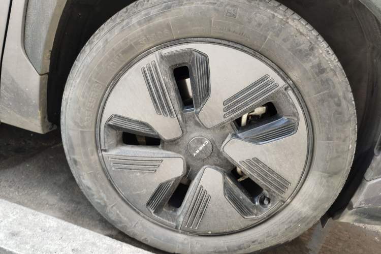 Used Chery New Energy eQ7 2023 512km Pro Right Front Wheel Hub