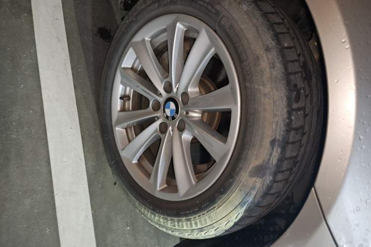 Used BMW 5 Series 2017 520Li Elegant Edition
