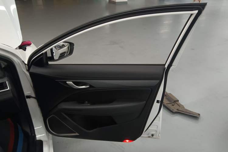 Used Geely Auto Emgrand New Energy 2018 EV450 Ambition Model
