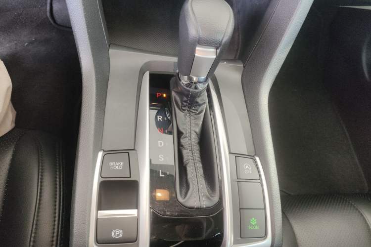 Used Honda Civic 2016 220TURBO CVT Luxury Edition