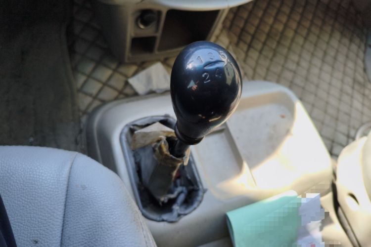 Used JAC Group Refine 2011 2.4L Government Procurement Version Manual Luxury Trim